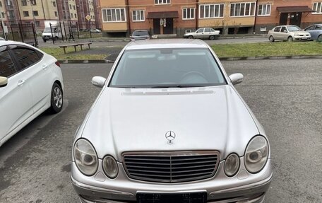 Mercedes-Benz E-Класс, 2004 год, 850 000 рублей, 8 фотография