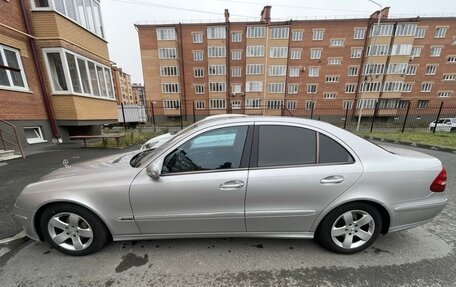 Mercedes-Benz E-Класс, 2004 год, 850 000 рублей, 11 фотография
