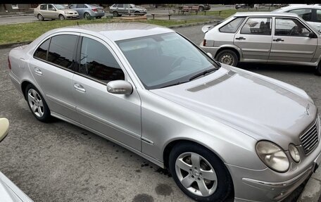 Mercedes-Benz E-Класс, 2004 год, 850 000 рублей, 13 фотография