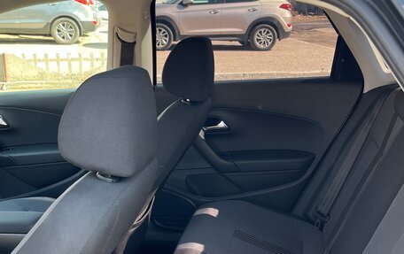 Volkswagen Polo VI (EU Market), 2016 год, 1 300 000 рублей, 11 фотография