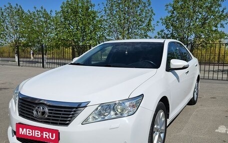 Toyota Camry, 2013 год, 1 835 000 рублей, 7 фотография