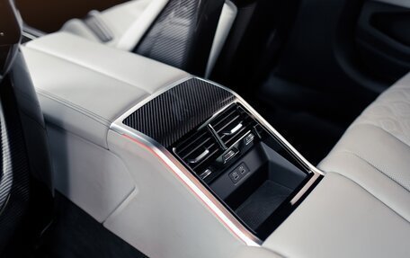 BMW M8 I (F91/F92/F93), 2021 год, 16 000 000 рублей, 15 фотография