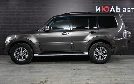Mitsubishi Pajero IV, 2011 год, 2 045 000 рублей, 8 фотография