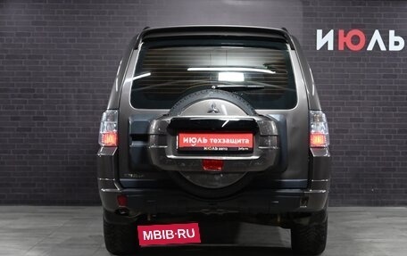 Mitsubishi Pajero IV, 2011 год, 2 045 000 рублей, 5 фотография