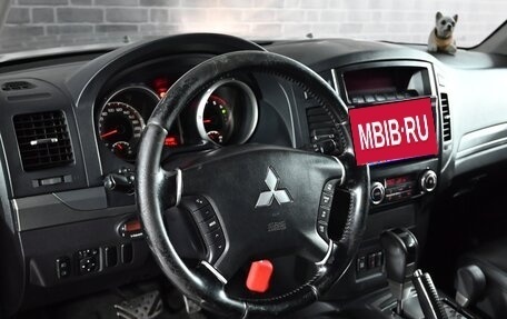 Mitsubishi Pajero IV, 2011 год, 2 045 000 рублей, 12 фотография