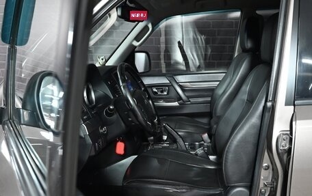 Mitsubishi Pajero IV, 2011 год, 2 045 000 рублей, 10 фотография
