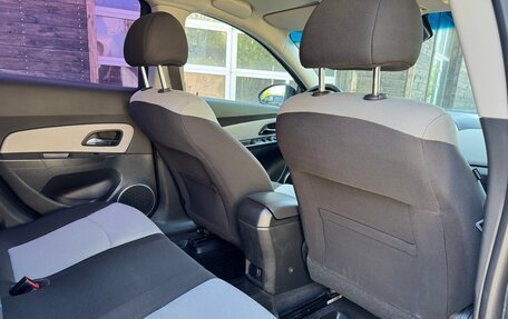 Chevrolet Cruze II, 2013 год, 920 000 рублей, 18 фотография