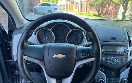 Chevrolet Cruze II, 2013 год, 920 000 рублей, 24 фотография