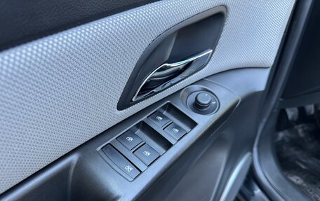 Chevrolet Cruze II, 2013 год, 920 000 рублей, 23 фотография