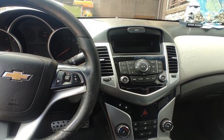 Chevrolet Cruze II, 2012 год, 800 000 рублей, 2 фотография