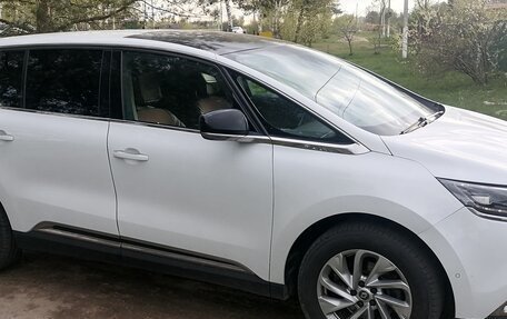 Renault Espace V рестайлинг, 2016 год, 1 730 000 рублей, 3 фотография