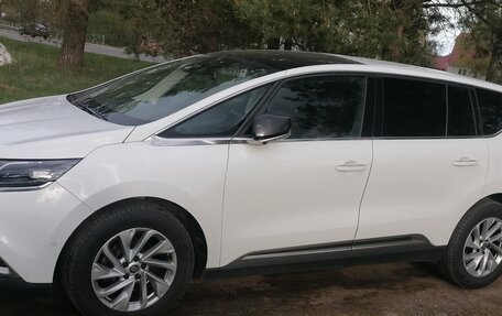 Renault Espace V рестайлинг, 2016 год, 1 730 000 рублей, 2 фотография