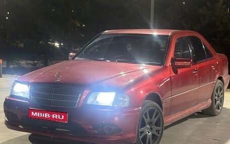 Mercedes-Benz C-Класс, 1996 год, 450 000 рублей, 1 фотография