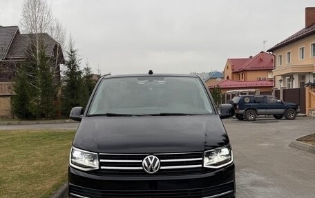 Volkswagen Multivan T6 рестайлинг, 2018 год, 5 500 000 рублей, 1 фотография
