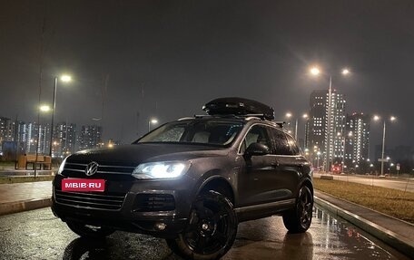 Volkswagen Touareg III, 2011 год, 1 850 000 рублей, 1 фотография