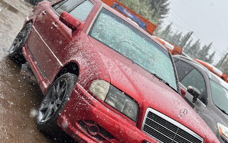 Mercedes-Benz C-Класс, 1996 год, 450 000 рублей, 2 фотография
