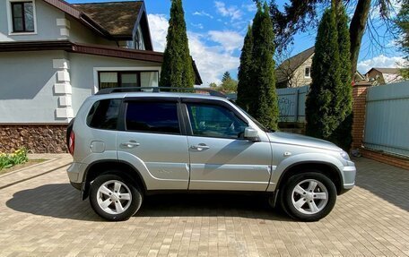 Chevrolet Niva I рестайлинг, 2014 год, 645 000 рублей, 3 фотография
