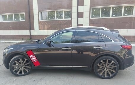 Infiniti QX70, 2014 год, 2 650 000 рублей, 4 фотография