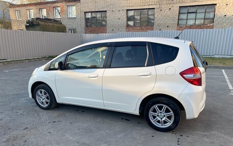 Honda Fit III, 2013 год, 1 110 000 рублей, 3 фотография