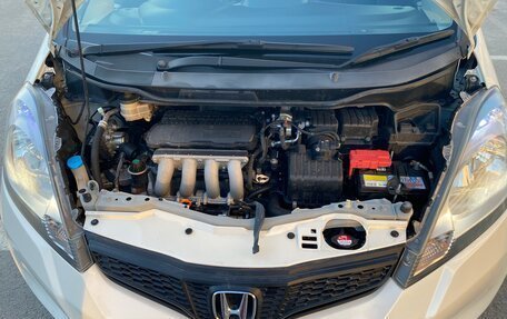 Honda Fit III, 2013 год, 1 110 000 рублей, 17 фотография