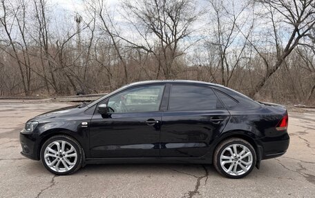 Volkswagen Polo VI (EU Market), 2013 год, 750 000 рублей, 2 фотография