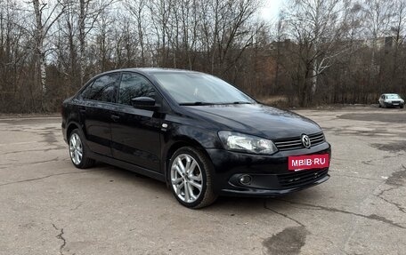 Volkswagen Polo VI (EU Market), 2013 год, 750 000 рублей, 8 фотография