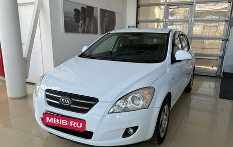 KIA cee'd I рестайлинг, 2009 год, 889 900 рублей, 3 фотография
