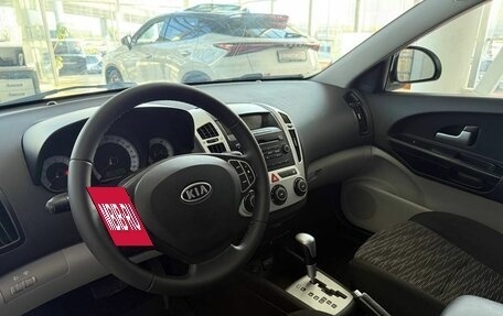 KIA cee'd I рестайлинг, 2009 год, 889 900 рублей, 8 фотография