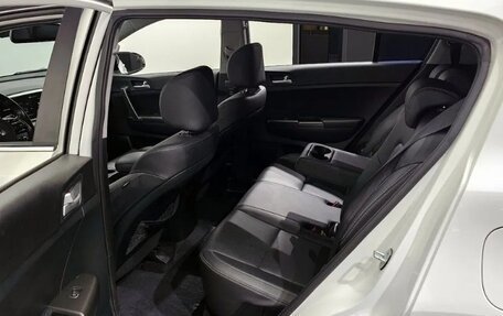 KIA Sportage IV рестайлинг, 2021 год, 1 600 000 рублей, 7 фотография