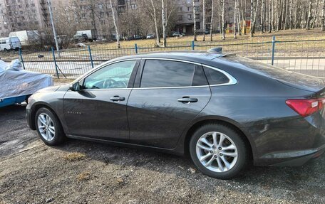 Chevrolet Malibu IX, 2018 год, 1 900 000 рублей, 2 фотография