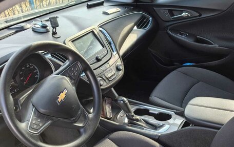 Chevrolet Malibu IX, 2018 год, 1 900 000 рублей, 4 фотография