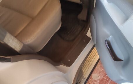 Toyota Land Cruiser Prado 90 рестайлинг, 2000 год, 1 680 000 рублей, 13 фотография