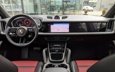 Porsche Cayenne III, 2024 год, 20 150 000 рублей, 10 фотография