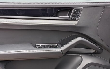 Porsche Cayenne III, 2024 год, 20 150 000 рублей, 22 фотография