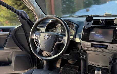 Toyota Land Cruiser Prado 150 рестайлинг 2, 2017 год, 3 800 000 рублей, 12 фотография
