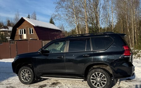 Toyota Land Cruiser Prado 150 рестайлинг 2, 2017 год, 3 800 000 рублей, 21 фотография