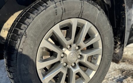 Toyota Land Cruiser Prado 150 рестайлинг 2, 2017 год, 3 800 000 рублей, 22 фотография