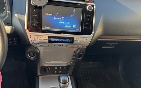 Toyota Land Cruiser Prado 150 рестайлинг 2, 2017 год, 3 800 000 рублей, 24 фотография