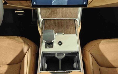 Land Rover Range Rover IV рестайлинг, 2024 год, 25 850 000 рублей, 16 фотография
