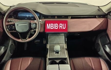 Land Rover Range Rover Evoque II, 2024 год, 6 535 000 рублей, 9 фотография