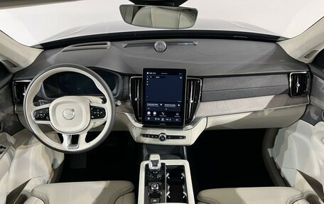 Volvo XC90 II рестайлинг, 2025 год, 14 000 000 рублей, 9 фотография