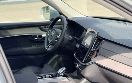 Volvo XC90 II рестайлинг, 2024 год, 12 800 000 рублей, 43 фотография