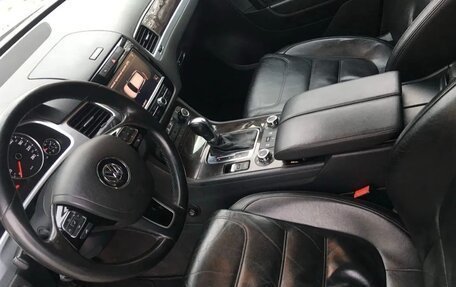 Volkswagen Touareg III, 2011 год, 1 850 000 рублей, 11 фотография