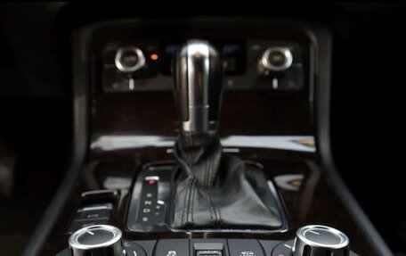 Volkswagen Touareg III, 2011 год, 1 850 000 рублей, 16 фотография
