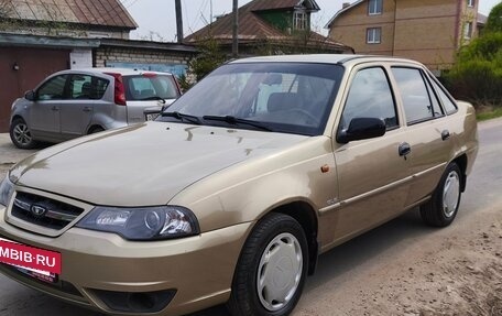 Daewoo Nexia I рестайлинг, 2010 год, 345 000 рублей, 2 фотография
