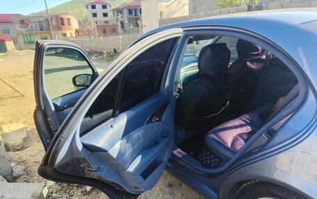 Mercedes-Benz E-Класс, 2004 год, 950 000 рублей, 9 фотография