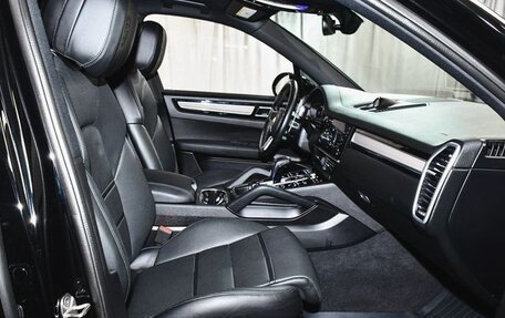 Porsche Cayenne III, 2022 год, 7 700 000 рублей, 28 фотография