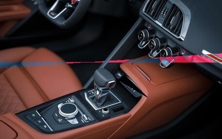 Audi R8, 2025 год, 32 000 000 рублей, 13 фотография