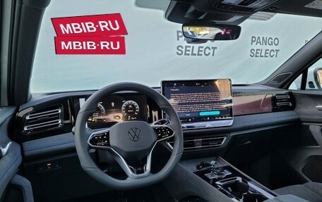Volkswagen Tiguan, 2024 год, 4 700 000 рублей, 9 фотография
