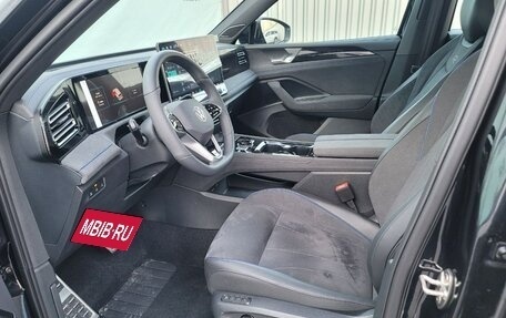 Volkswagen Tiguan, 2024 год, 4 650 000 рублей, 13 фотография